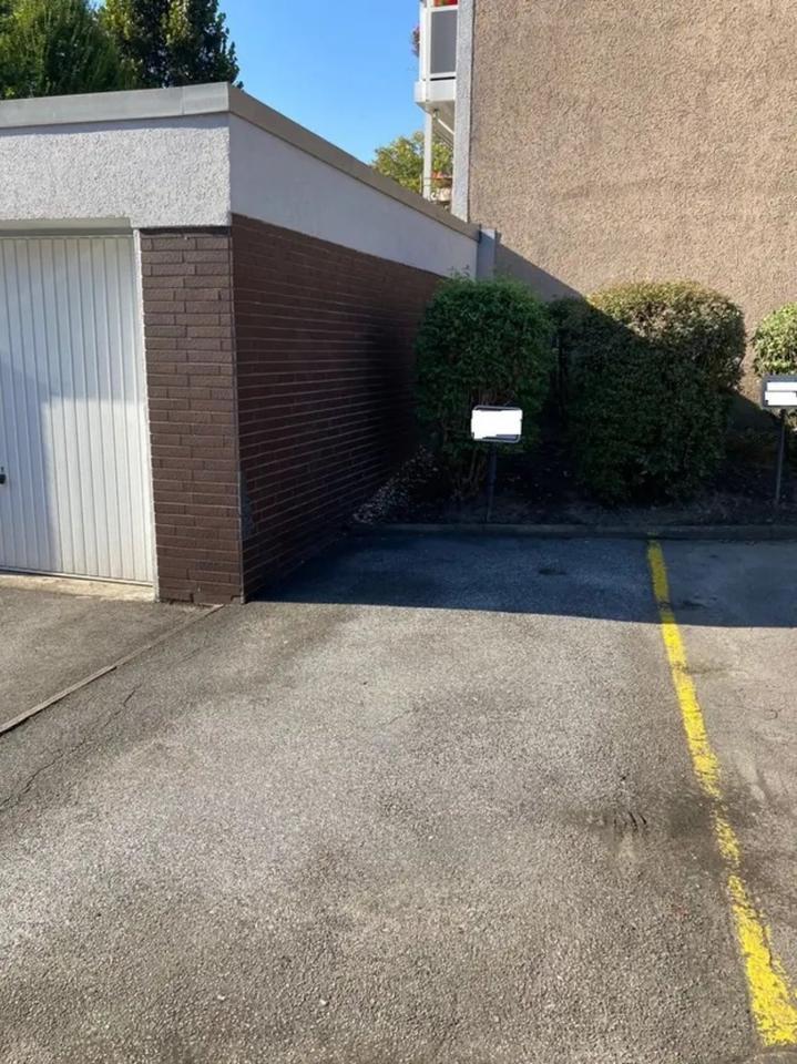 2,5-Zimmer-Dachgeschosswohnung zzgl. Kfz-Stellplatz ab 01.01.2026 zimmer