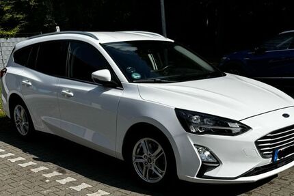 Ford Focus 125.534 km 12.600 &euro; Duisburg 47228