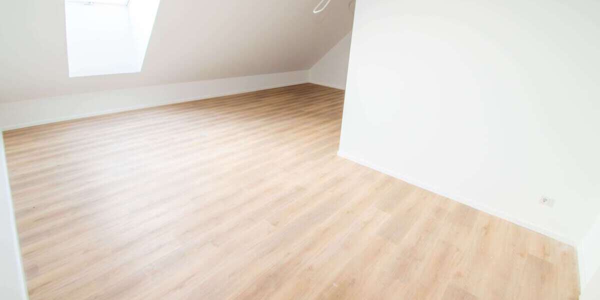 Etagenwohnung Neukirchen-Vluyn Vluyn - 4 Zimmer, 111 m&sup2;, 1.221&euro; | Angebot:26110128