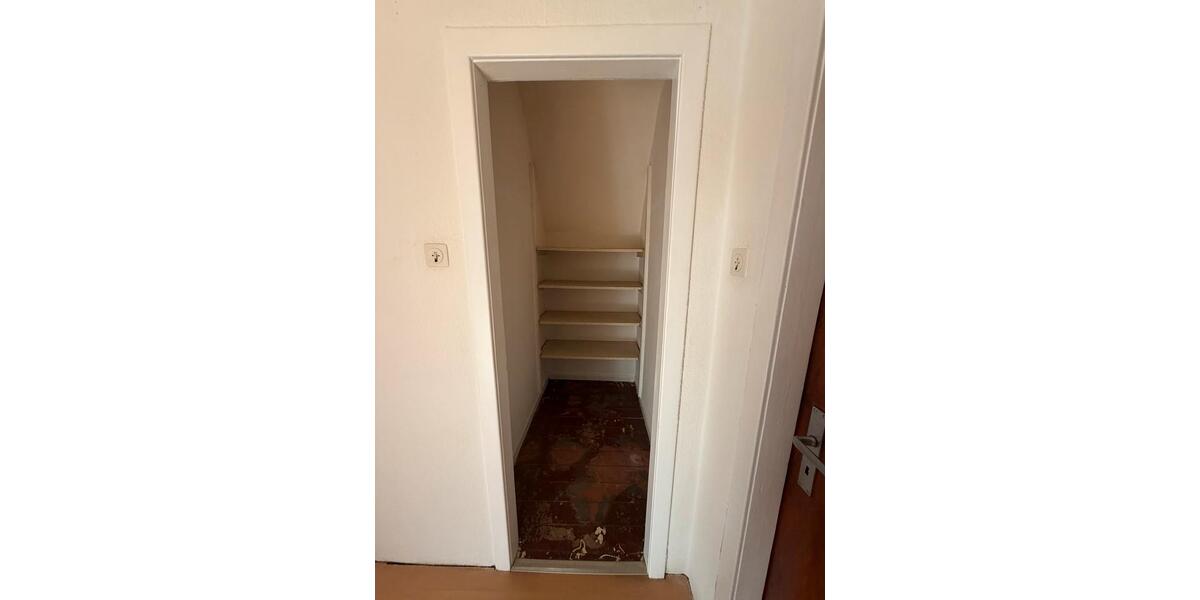 Dachgeschoßwohnung Gladbeck - 2 Zimmer, 42 m&sup2;, 555&euro; | Angebot:26235841