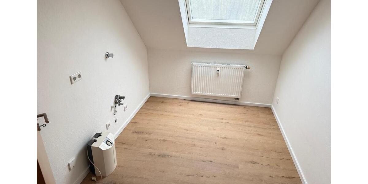 Dachgeschoßwohnung Recklinghausen Berghausen - 2 Zimmer, 64 m&sup2;, 545&euro; | Angebot:24599568