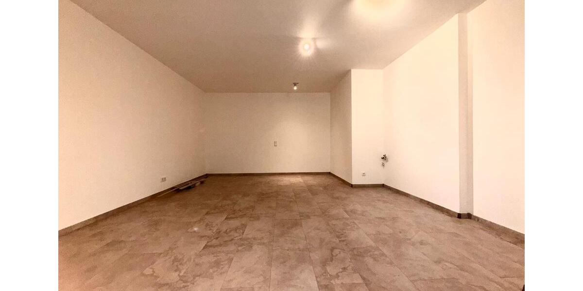 Erdgeschoßwohnung Essen Stadtbezirk IX - 1.5 Zimmer, 33 m&sup2;, 450&euro; | Angebot:26356498
