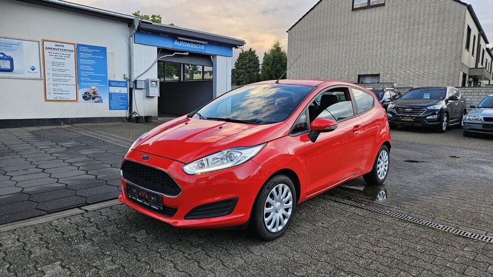 Ford Fiesta 154.977 km 3.990 € Oberhausen 46117