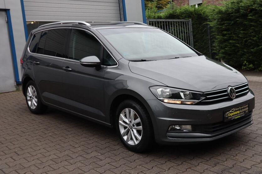 VW Touran 146.000 km 13.990 € Oer-Erkenschwick 45739
