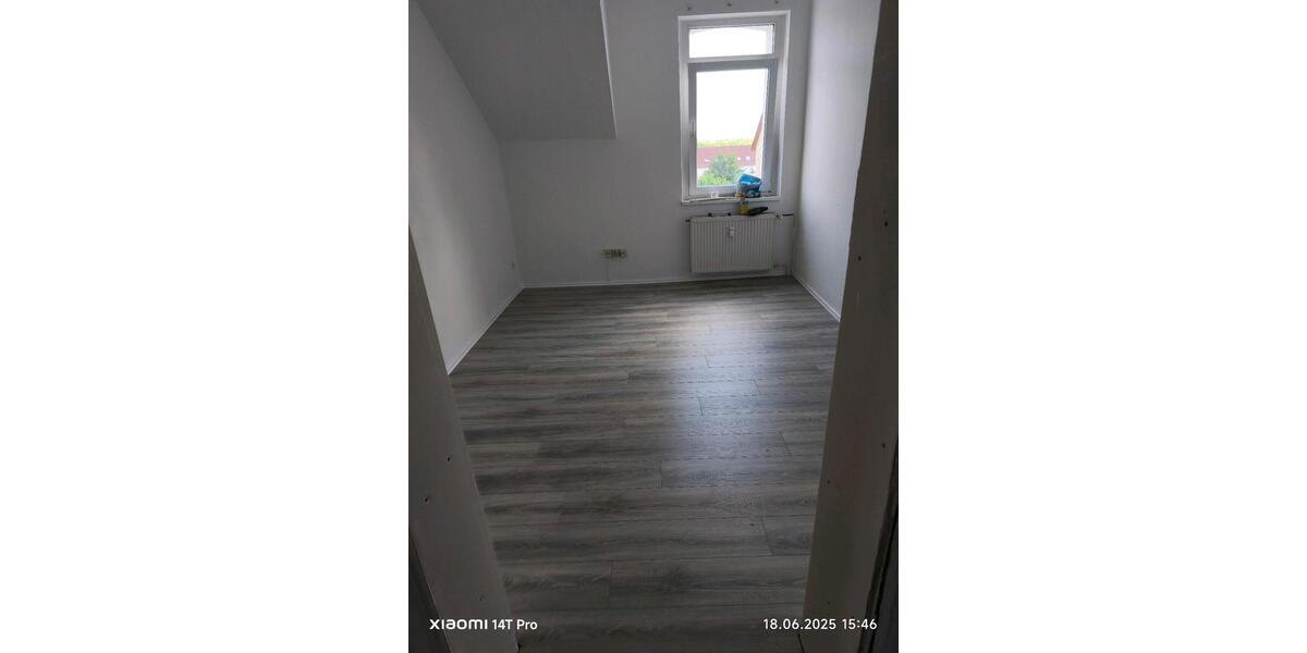 Dachgeschoßwohnung Gladbeck Brauck - 1 Zimmer, 48 m&sup2;, 350&euro; | Angebot:25044437
