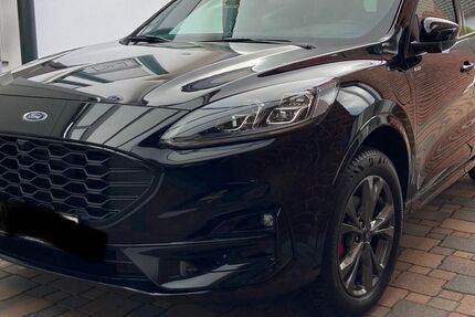 Ford Kuga 80.000 km 21.800 &euro; Duisburg 47259