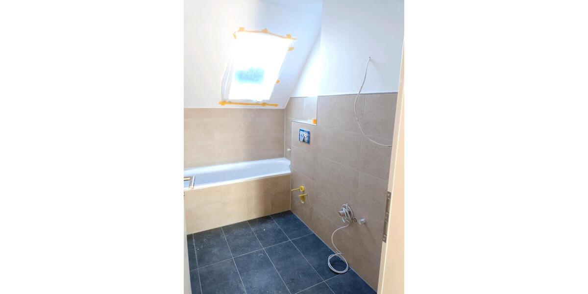 Etagenwohnung Bochum Querenburg - 2 Zimmer, 80 m&sup2;, 1.050&euro; | Angebot:25342556