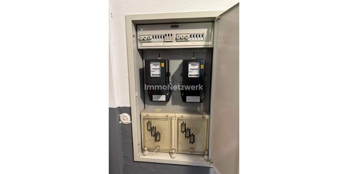 Mehrfamilienhaus mit 7 Wohnungen, Garage und ein Einfamilienhaus als Paket in Herne-Süd 1 zimmer