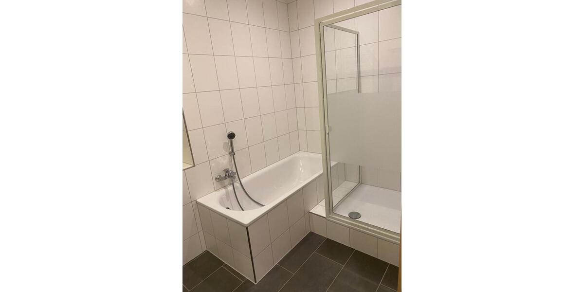 Renovierte Wohnung Stadtmitte WG-Geeignet 5 zimmer