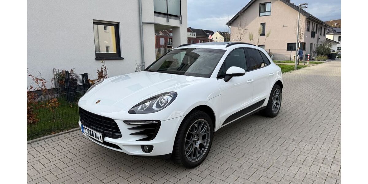 Porsche Macan 199.800 km 25.800 &euro; Gladbeck 45968