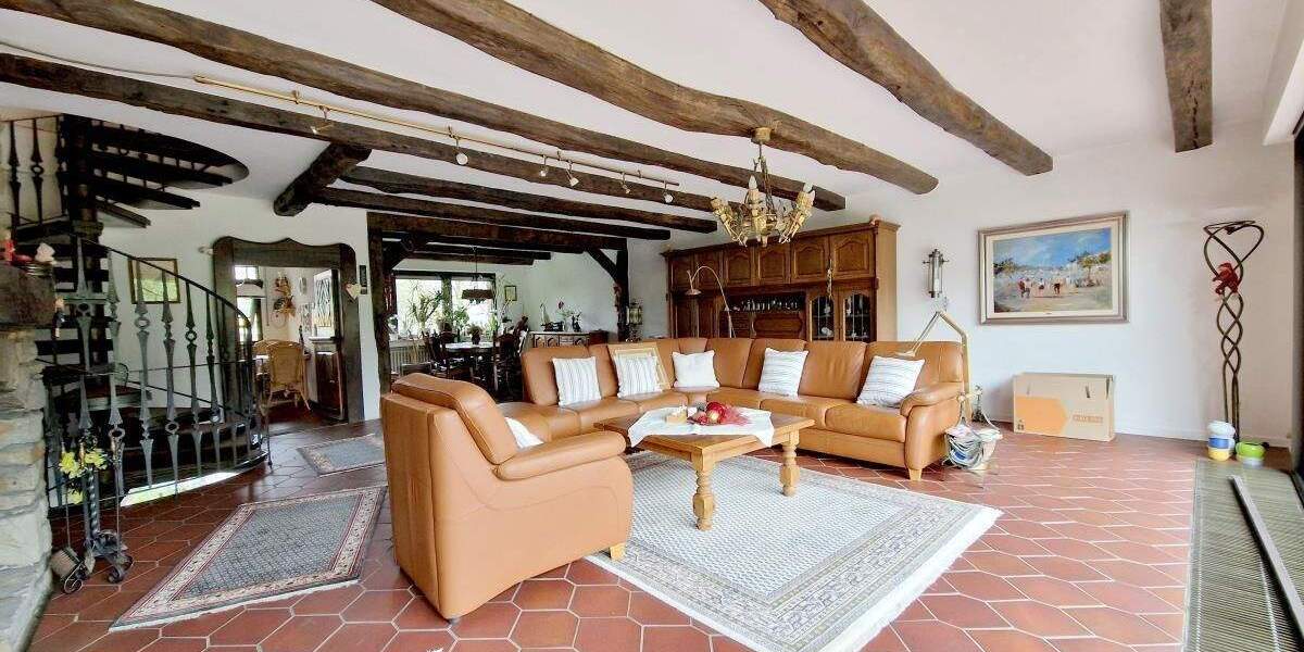 Einfamilienhaus Mülheim Holthausen - 5 Zimmer, 216 m&sup2;, 599.000&euro; | Angebot:25339695