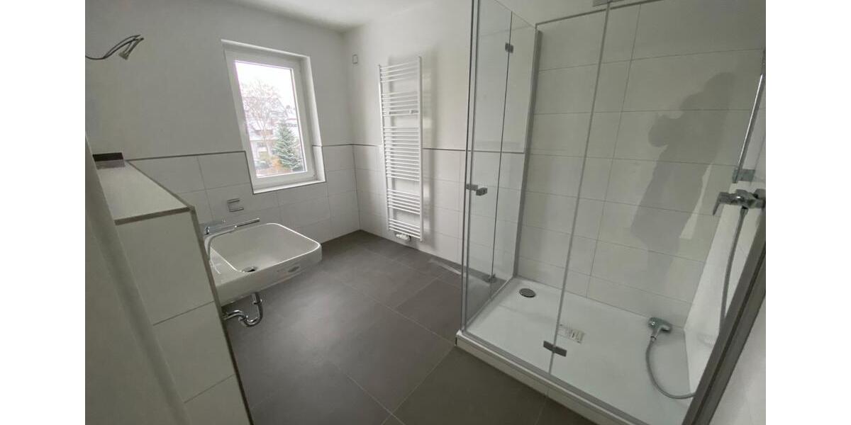 Kernsanierte 2-Zimmer Wohnung m. Loggia und neuem Badezimmer 2 zimmer