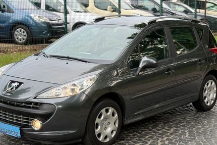 Peugeot 207 190.000 km 1.999 € Bottrop 46238