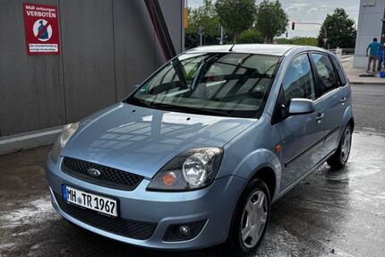 Ford Fiesta 164.423 km 2.990 &euro; Mülheim an der Ruhr 45473