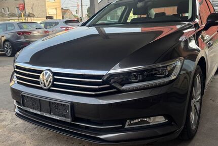VW Passat 147.000 km 10.990 € Mülheim/Ruhr 45475