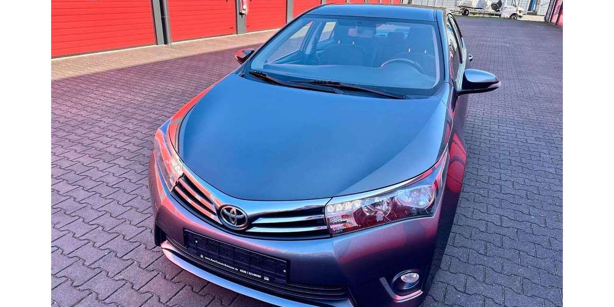 Toyota Corolla 94.649 km 13.300 &euro; Oberhausen 46145
