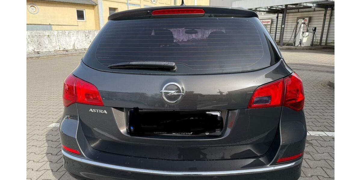 Opel Astra 95.000 km 5.900 &euro; Velbert 42549