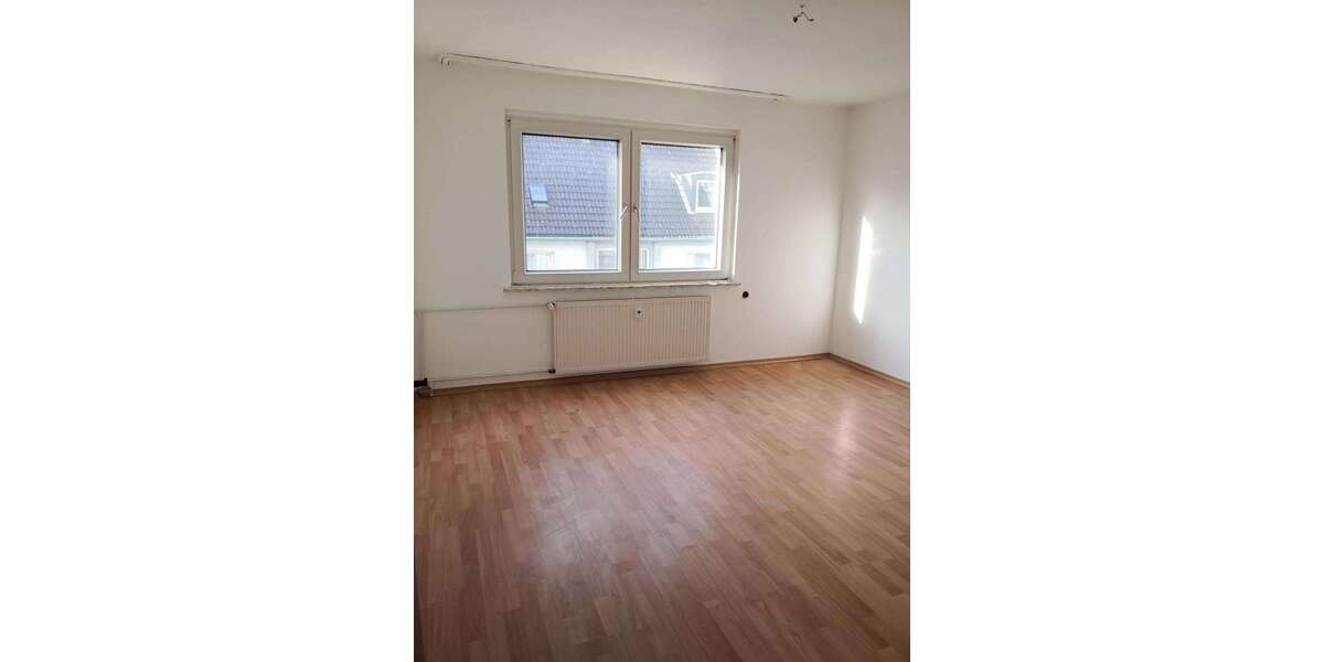 Etagenwohnung Gelsenkirchen Horst - 3 Zimmer, 60 m&sup2;, 390&euro; | Angebot:26950423
