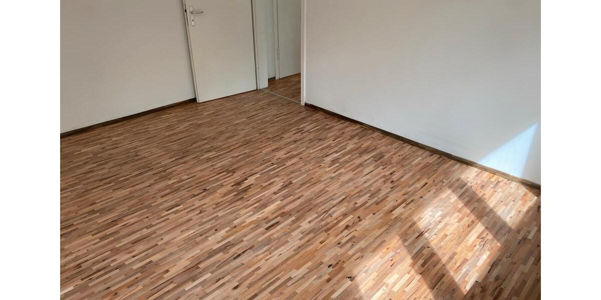Etagenwohnung Duisburg Mittelmeiderich - 2 Zimmer, 36 m&sup2;, 59.000&euro; | Angebot:26885313