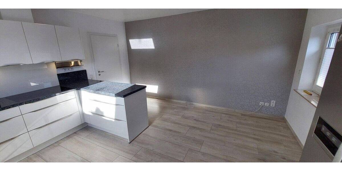 Etagenwohnung Ratingen Zentrum - 2 Zimmer, 117 m&sup2;, 1.390&euro; | Angebot:26818922