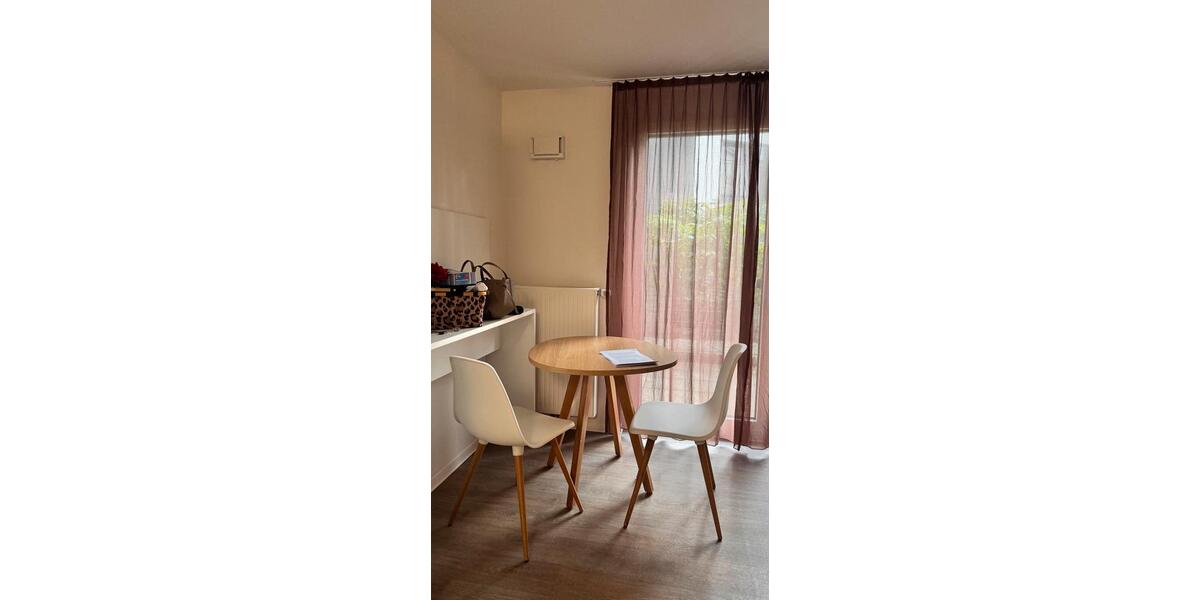Erdgeschoßwohnung Essen Stadtkern - 1 Zimmer, 21 m&sup2;, 630&euro; | Angebot:26315004