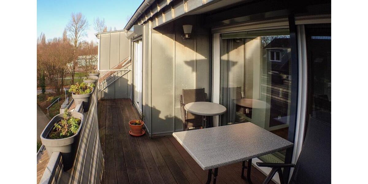 Sonnige 3,5-Zimmer-Dachgeschosswohnung mit Dachterrasse, 105 m² 3.5 zimmer
