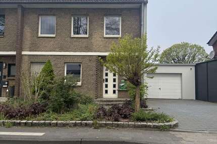 Haus Wesel - 5 Zimmer, 99.999 m&sup2;, 1.100&euro; | Angebot:26291108