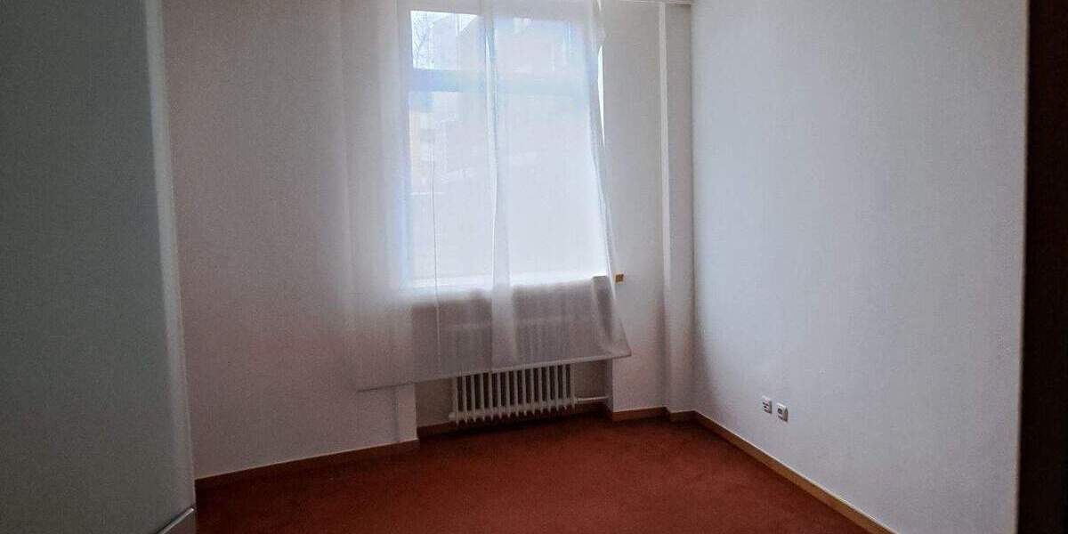 Gewerbeobjekt Duisburg Untermeiderich - 6 Zimmer, 380 m&sup2;, 3.200&euro; | Angebot:23953788