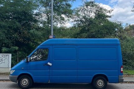 Mercedes-Benz Sprinter 171.000 km 5.500 &euro; Bottrop 46236