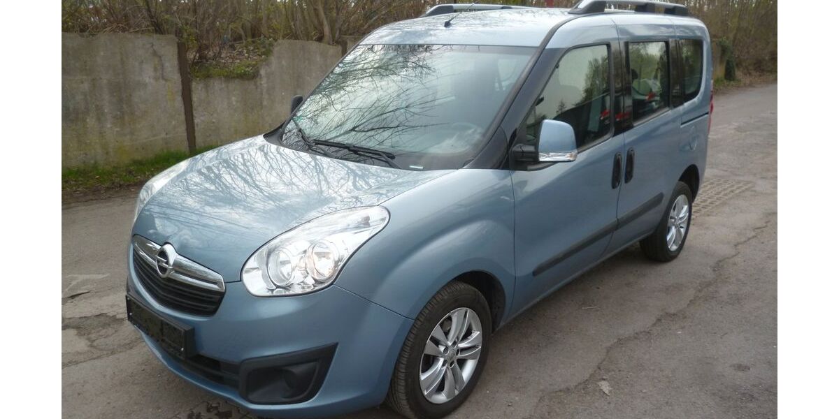 Opel Combo 132.000 km 4.450 &euro; Bottrop 46238