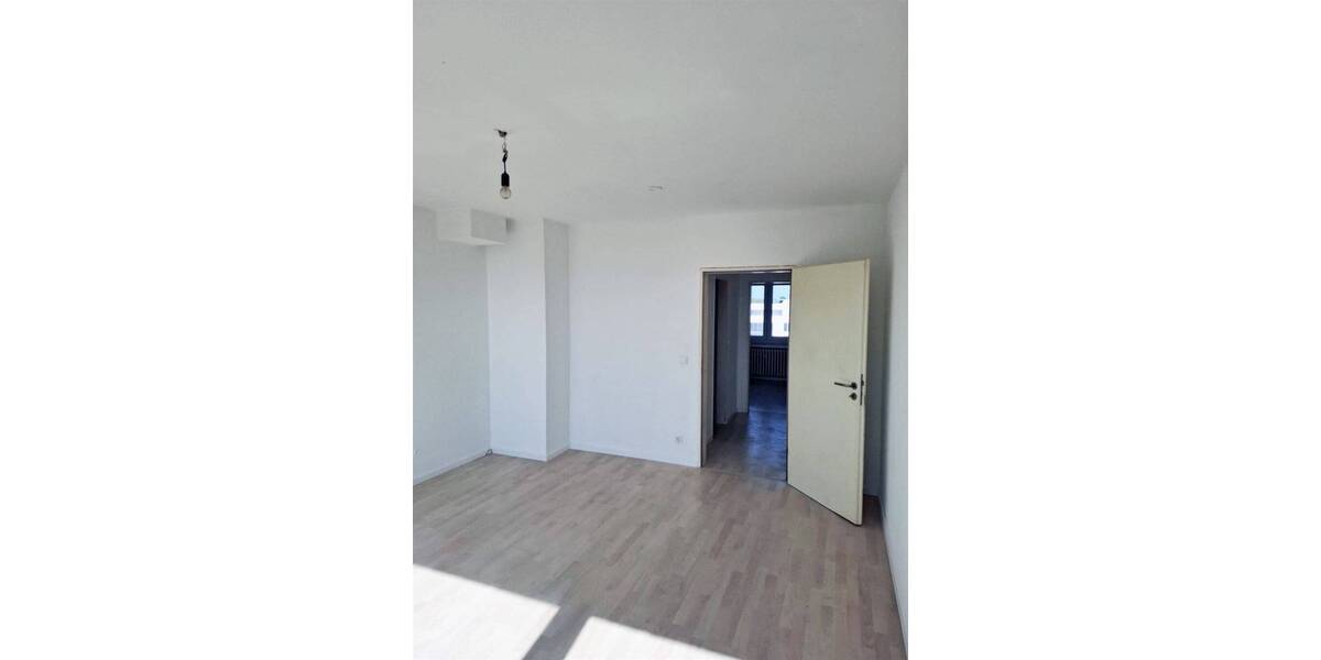 Etagenwohnung Dinslaken Innenstadt - 3 Zimmer, 95 m&sup2;, 630&euro; | Angebot:26331741