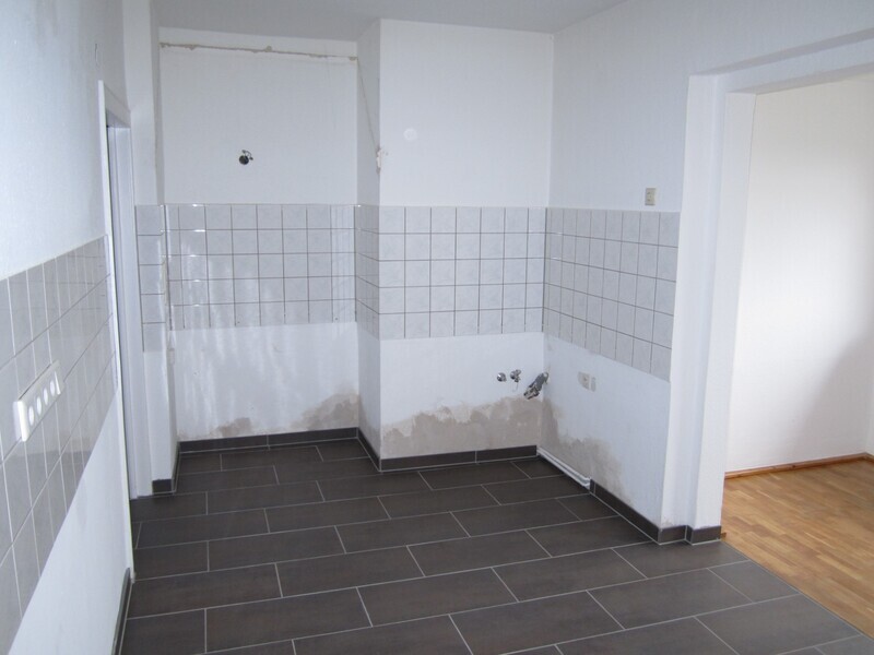 Vermiete helle 3,5 Zimmerwohnung in Traumlage