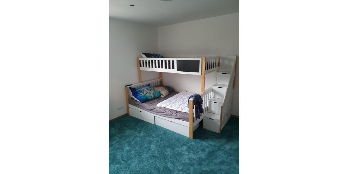 Wohnung im Grünen: gut geschnittene 3,5 Zimmerwohnung mit Balkon 3.5 zimmer