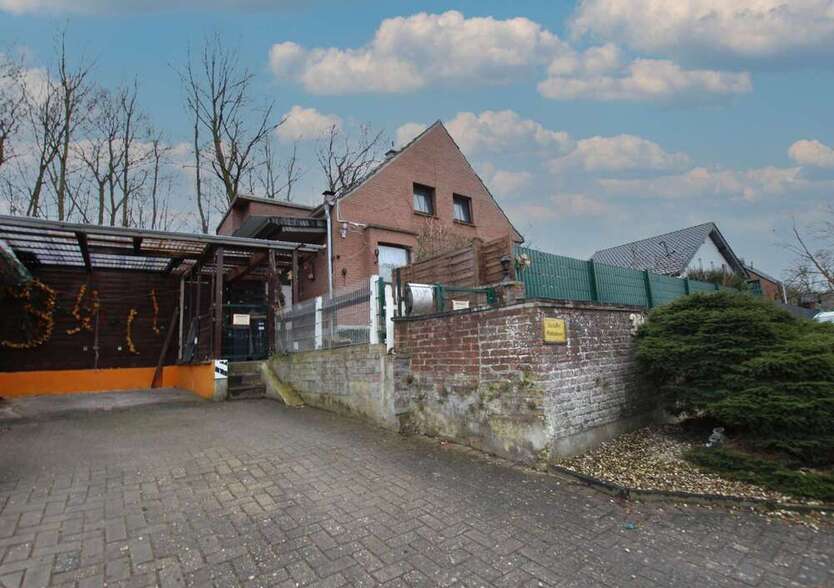 Haus zum Kaufen in Wesel 195.000 € 110 m²