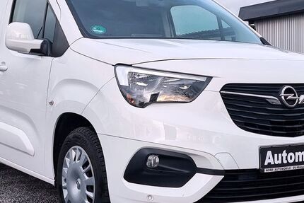 Opel Combo 104.705 km 13.750 € Duisburg 47178