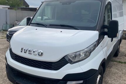 IVECO Andere 124.658 km 13.900 € Bochum 44879