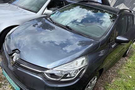 Renault Clio 120.000 km 7.999 &euro; Essen 45147