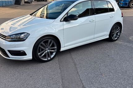 VW Golf 104.311 km 13.750 &euro; Gelsenkirchen 45881