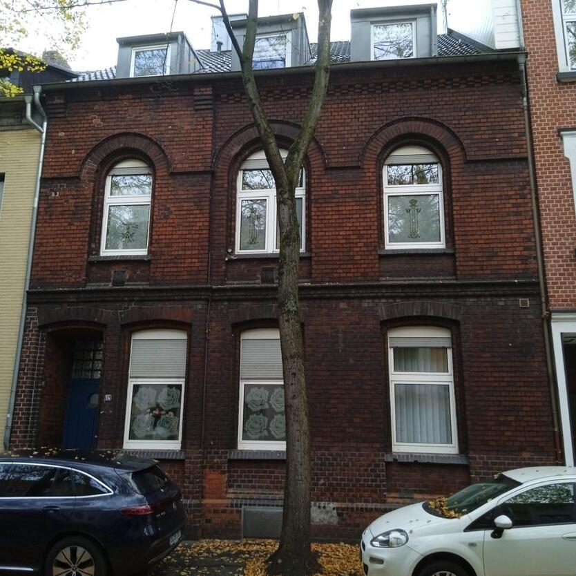 Stadthaus in Duisburg-Laar Altbau mit Charme und Charakter