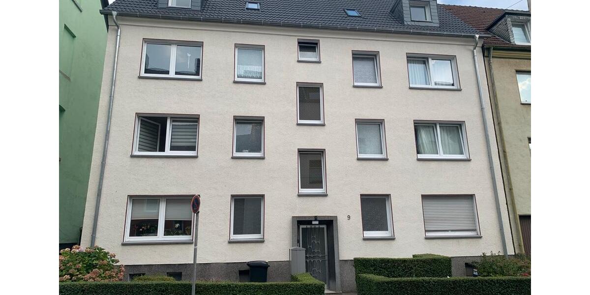 Biete 2 R Wohnung 3.OG links 34qm (vermietet) 2 zimmer