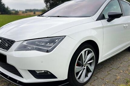 Seat Leon 112.000 km 14.450 &euro; Bottrop 46240