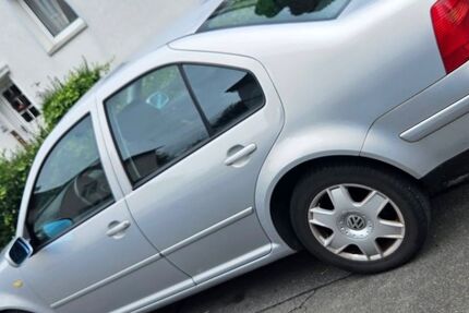 VW Bora 230.000 km 1.300 &euro; Gelsenkirchen 45897