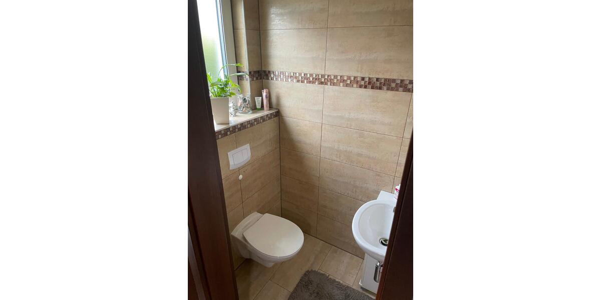 Doppelhaushälfte Essen Stadtbezirk V - 5 Zimmer, 133 m&sup2;, 1.990&euro; | Angebot:25422427