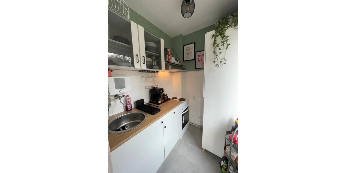 1.3. Nachmieter : 1 Zimmerwohnung in ruhiger Lage (Mülheim) 1 zimmer