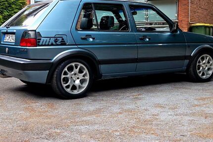 VW Golf 211.500 km 2.990 &euro; oberhausen 46149