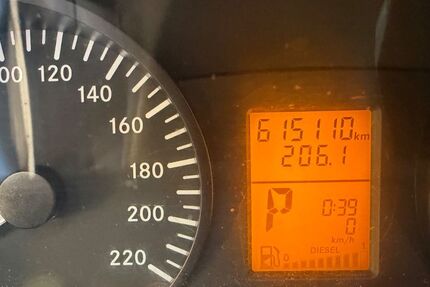 Mercedes-Benz Vito 615.000 km 16.000 &euro; Duisburh 47179