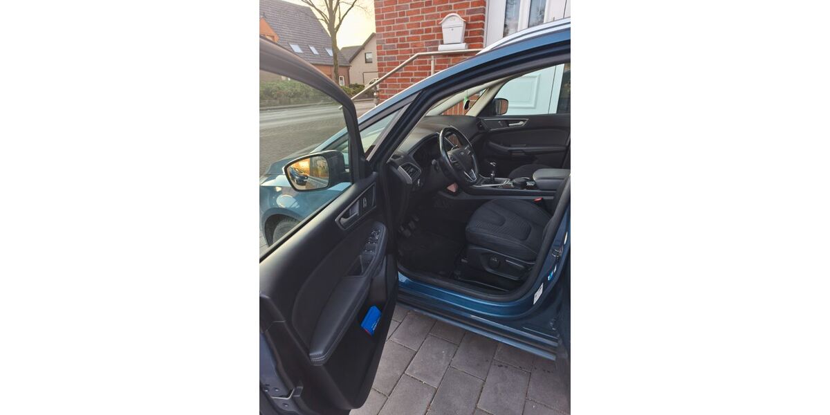 Ford S-Max 110.000 km 14.800 &euro; Dorsten 46286