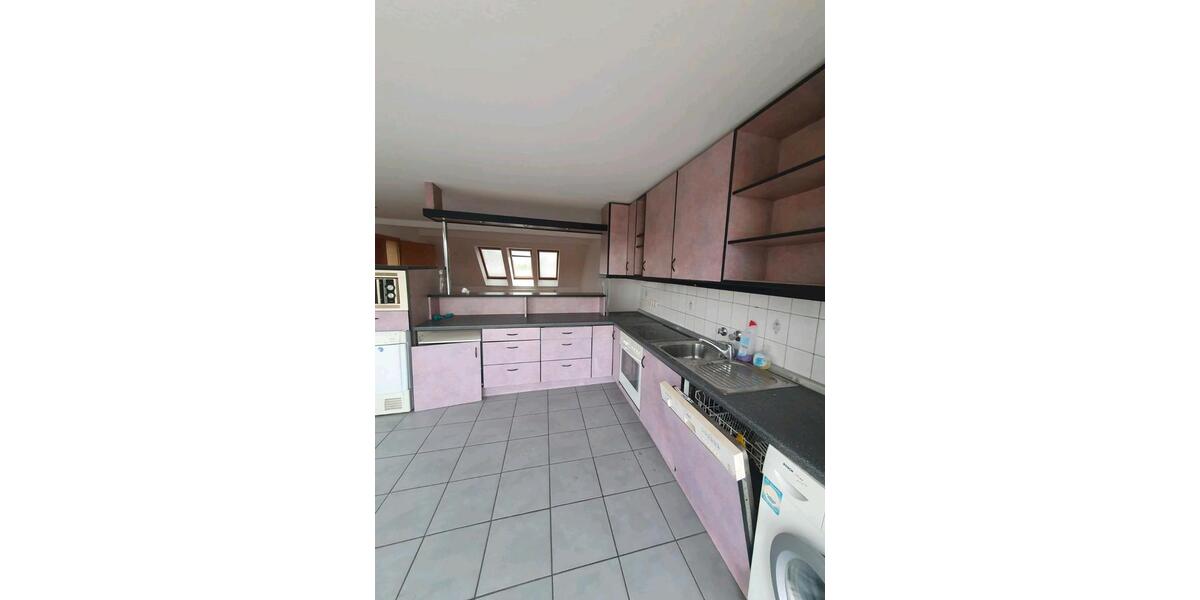 Dachgeschoßwohnung Gelsenkirchen - 2 Zimmer, 98 m&sup2;, 155.000&euro; | Angebot:25599725