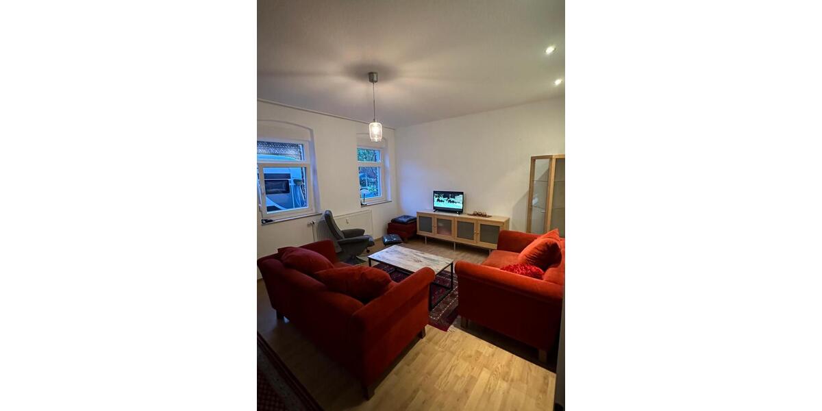 Reihenhaus Essen Stadtbezirk V - 3 Zimmer, 68 m&sup2;, 1.200&euro; | Angebot:26037343