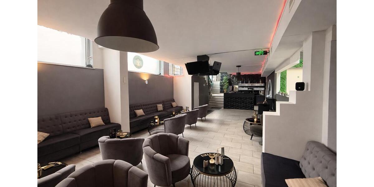 Top-Lage Hattingen: 194 m² Ladenlokal mit Wintergarten – ideal für Gastronomie & Handel zimmer